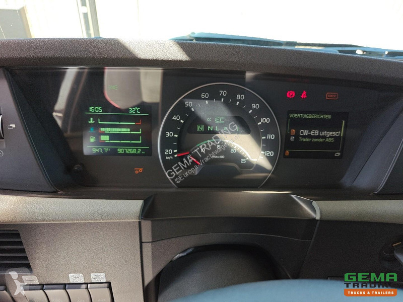 شاحنة Volvo 0 6x2/4 GlobeTrotter Euro6B - Tank...