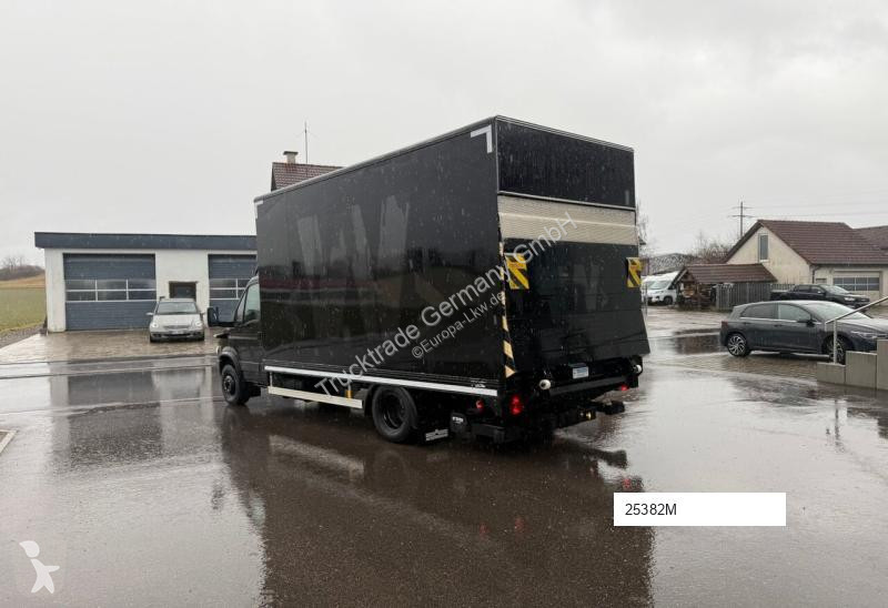 شاحنة Iveco 676 65C17