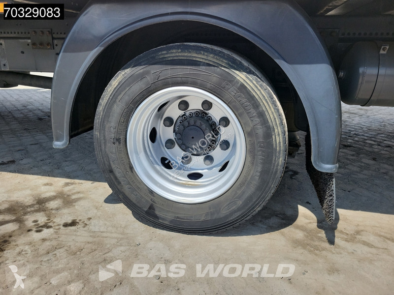 شاحنة DAF LF 180 LF 4X2 12tonner kg...