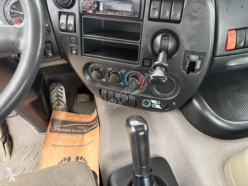شاحنة DAF 75250 + HYVA PORTAL ARM SYSTEM + EURO...