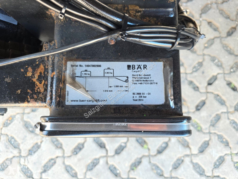 شاحنة Volvo 320 / Ladebordwand