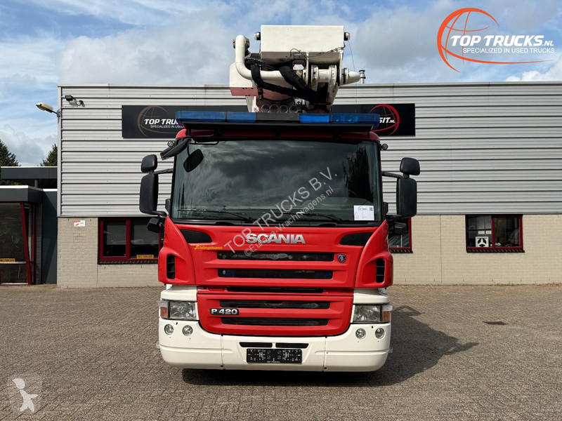 شاحنة Scania 420 6x2 - Vema 38 m Fire...