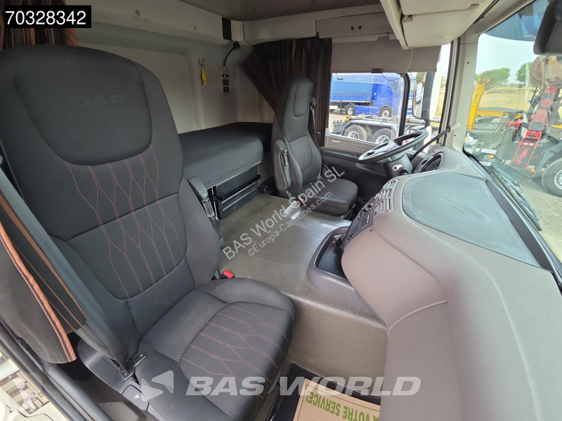 شاحنة DAF 450 4X2 Caja 8,20m Plataforma...