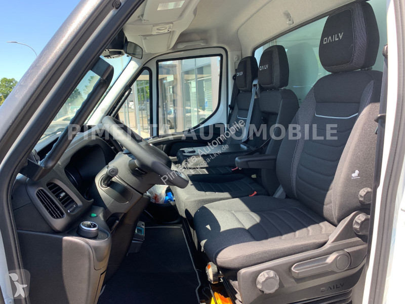 شاحنة Iveco 70C18A8P TK AUT LUFTF V500X...