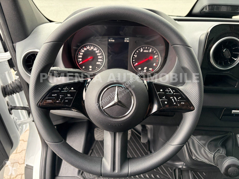 شاحنة Mercedes 517 5t TK KOFFER -20° 8EPAL RFK...