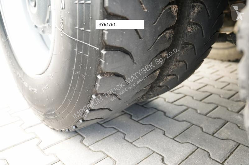 شاحنة Mercedes AROCS 3243