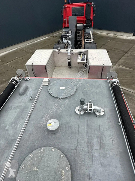 Camion Ziegler Hook-Lift Foam Firefighting Unit