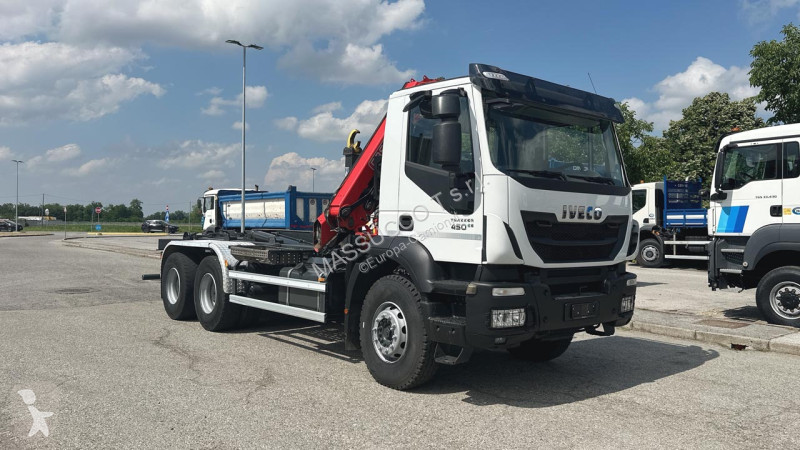 شاحنة Iveco 450 6x4
