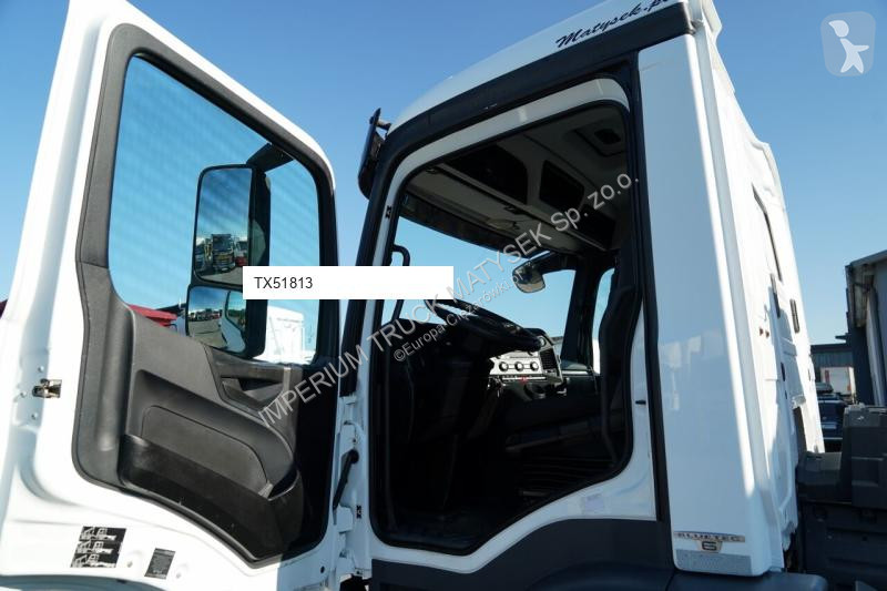 Betonárske zariadenie Mercedes AROCS 3240