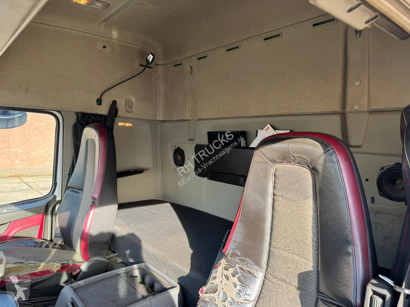Vrachtwagen Volvo 460 8X2 EURO 6 + 24.000...