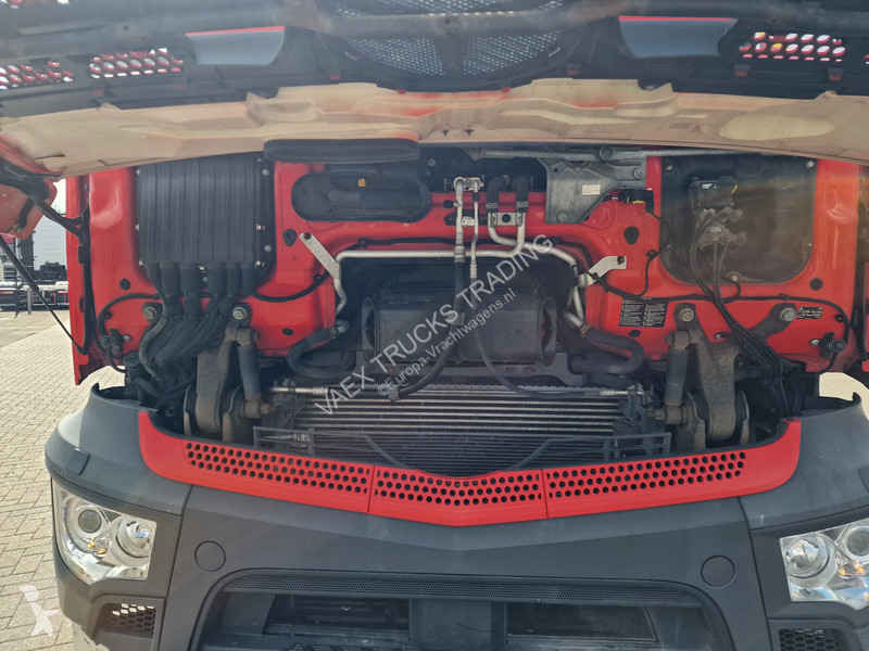 شاحنة Mercedes 1827 4x2 Box with sidedoors -...