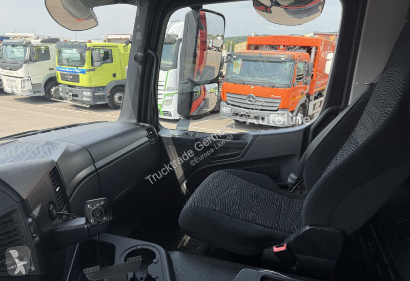 شاحنة Mercedes 602 3243