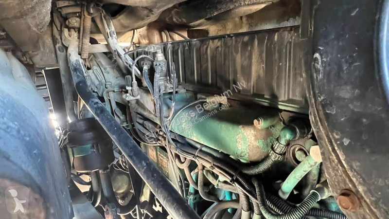 شاحنة Volvo 12380 (LAMES / STEEL SUSP. / BOITE...