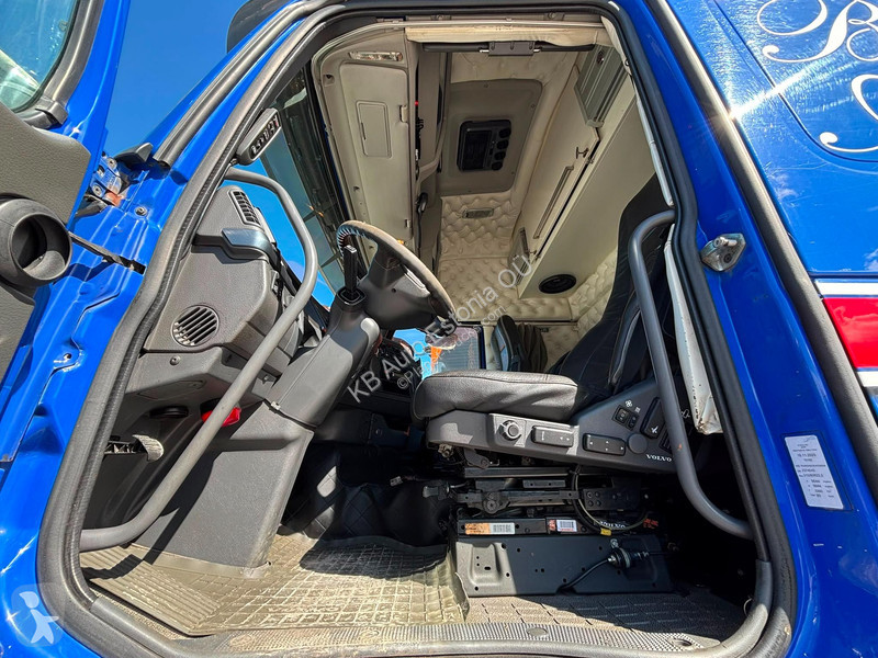 Camión Volvo FH 500 6x4 PK 26002 YEAR 2017 +...