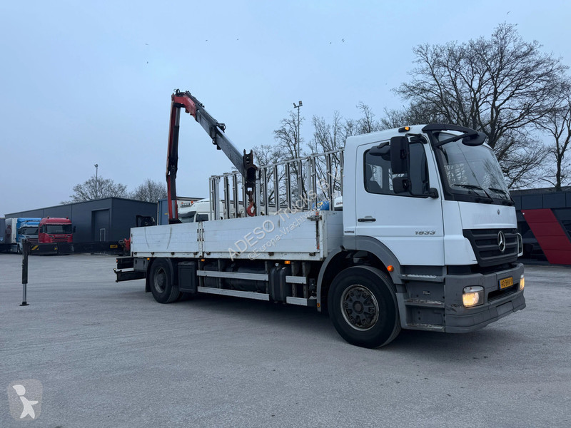 شاحنة Mercedes 1833 met Palfinger PK12000...