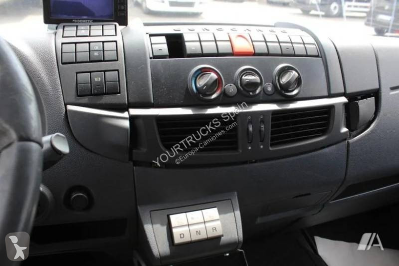شاحنة Iveco
