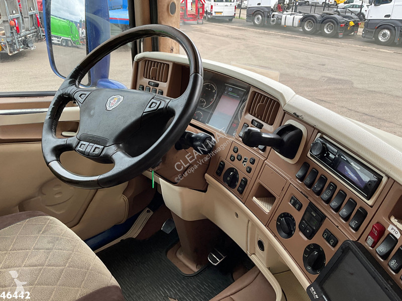 شاحنة Scania 560 V8 8x4 etarder Hiab 24...