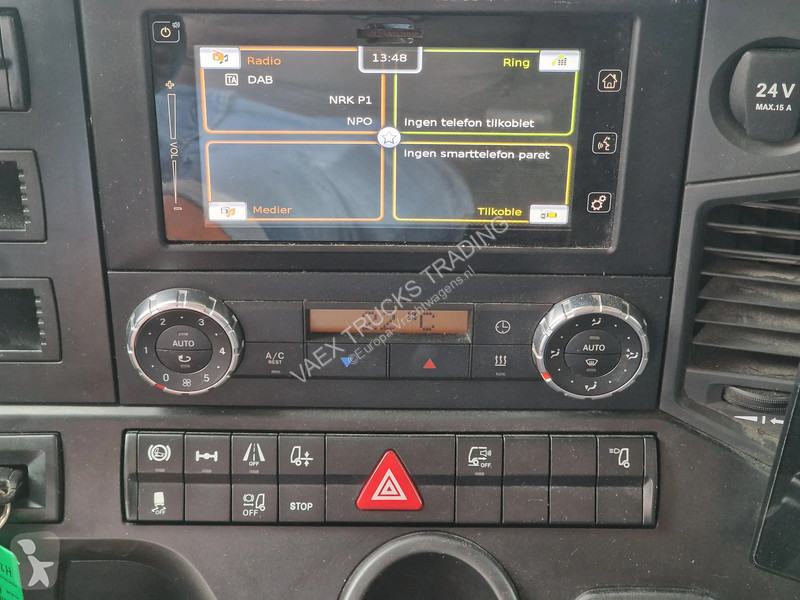 شاحنة Mercedes 1824 4x2 - Thermoking Spectrum...