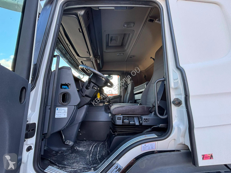 شاحنة Scania P 280 4x2 SUPRA 850 / BOX =7500 mm