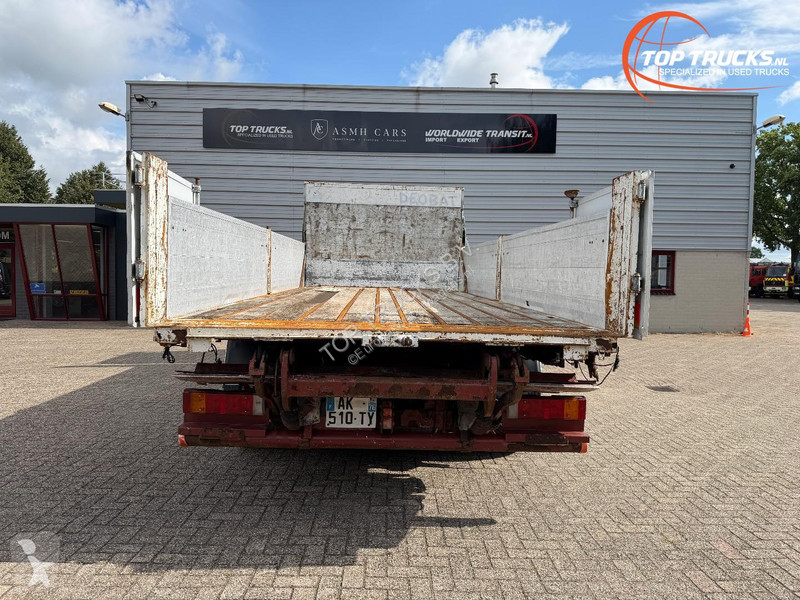 Camion Iveco 180 E28 Box truck - Tail lift - D...