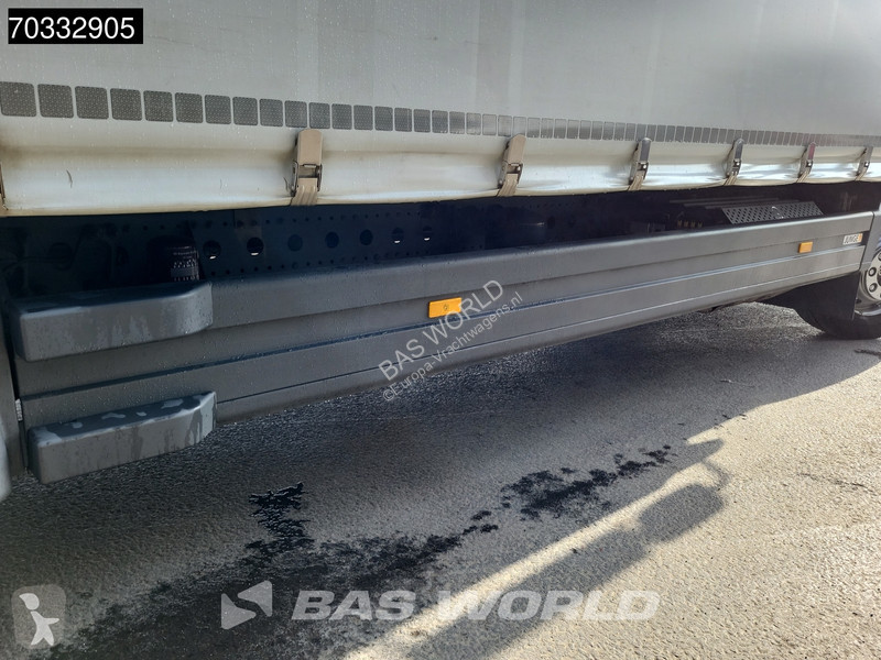Camion Mercedes 1524 4X2 15tonner curtainsides...