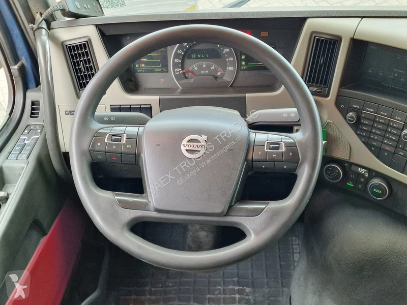 Camion Volvo 13500 Globetrotter 8x4*4 - Cable...