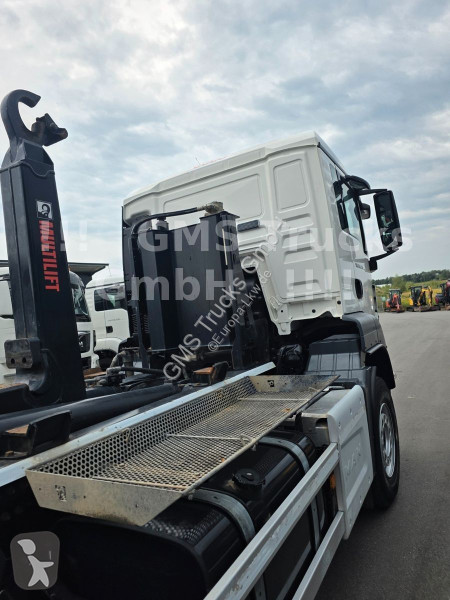 Camion MAN 33.470 / 6X4 / Hiab /33ton Chassis/...