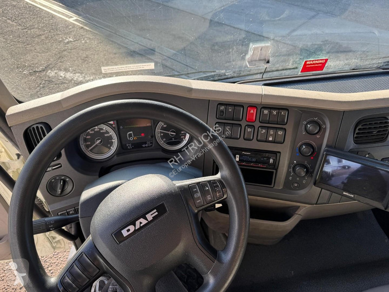 Camion DAF 290 4X2 EURO 6 - REAR DOORS DAMAGED