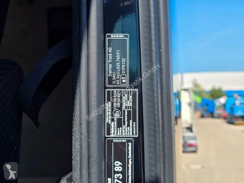 Camion Mercedes 2553 | Retarder | Lenkachse | 6E