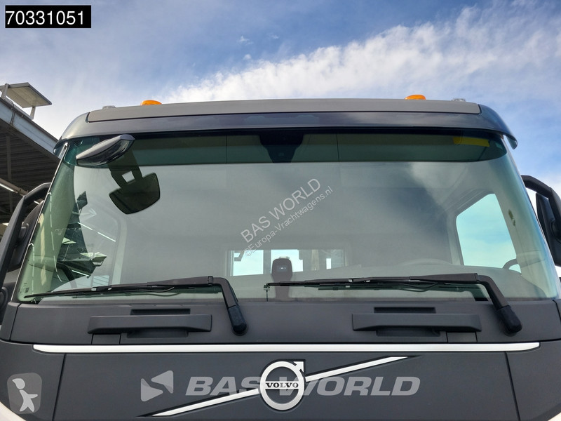 Camion Volvo 460 8X4 Palfinger PK24.001 SLD...