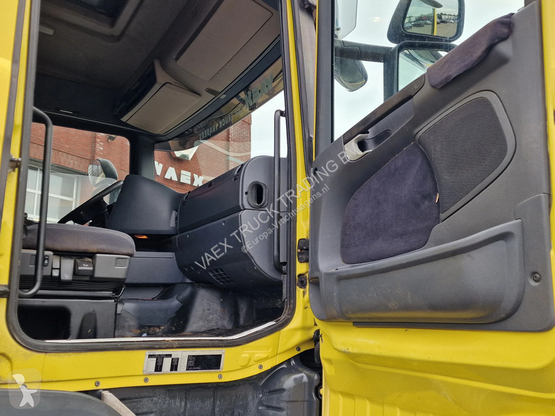 Camión Scania 4x2 - Finkl livestock 16.8M2 -...