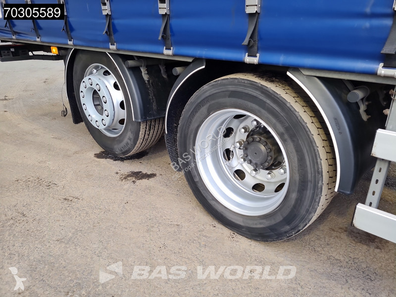 Camión Volvo 460 6X2 Curtainsider LNG Engine...