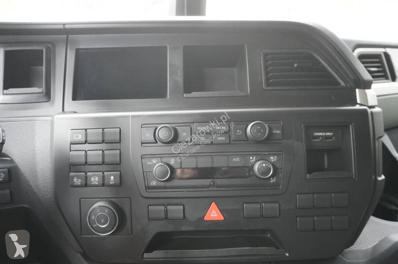 Camion MAN 33.480