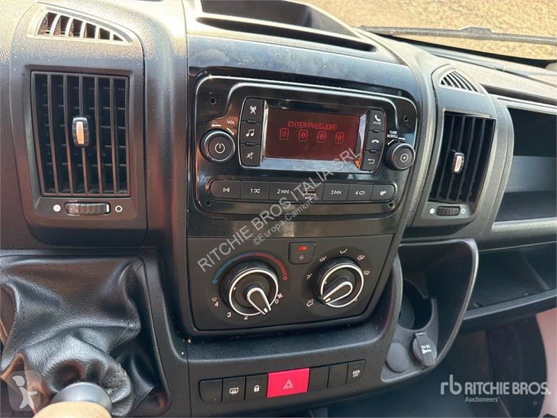 Camión Opel 2.2 103 KW DOKA PR L3
