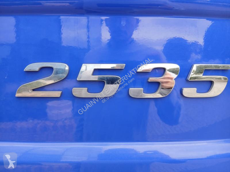 Camión Mercedes 2535