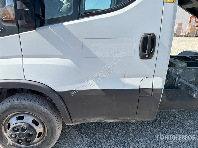 Furgoneta Iveco