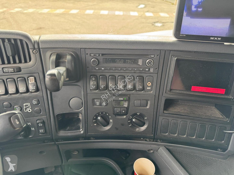 Camión Scania R480 8X4 EURO 5 + HOOKIFT