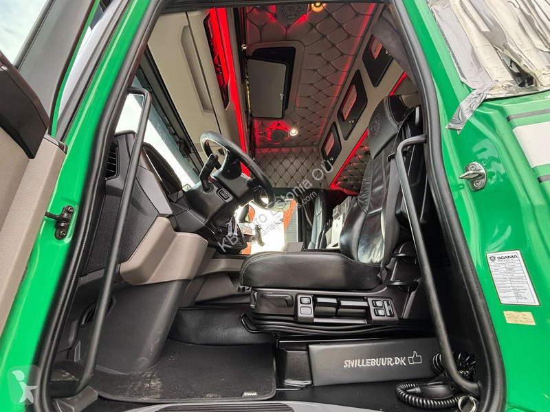 Camión Scania R 650 8x4*4 RETARDER / CHASSIS...