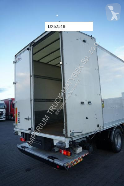 Camión Volvo FL 250 / KONTENER 7,8 M / 4x2 /...