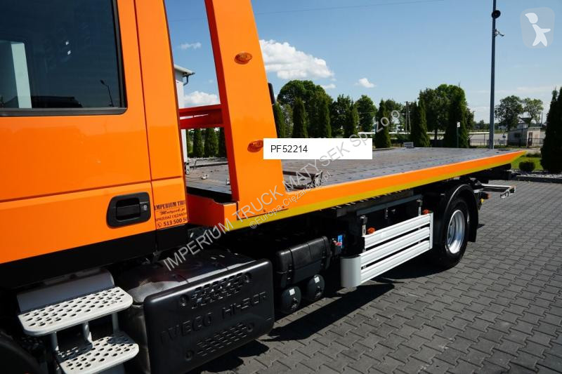 Camión Iveco EUROCARGO / LAWETA HYDRAULICZNA /...
