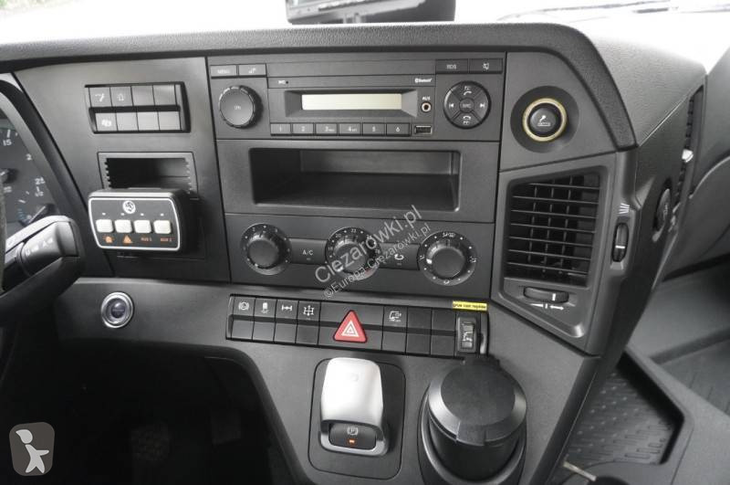 Kamion Mercedes 1833