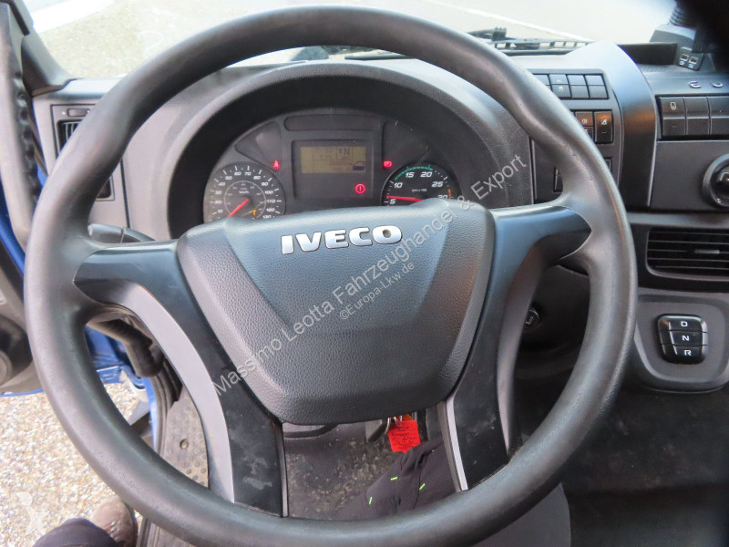 Teherautó Iveco 160 E 25