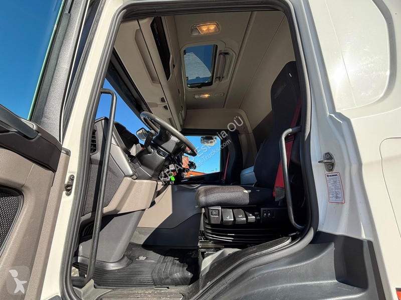 Camión Scania P 500 6x2*4 9 TON FRONT AXE /...