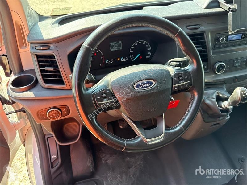 Camión Ford CUSTOM TREND 2.0 TDCI Van Truck
