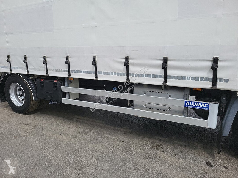 Teherautó DAF 260