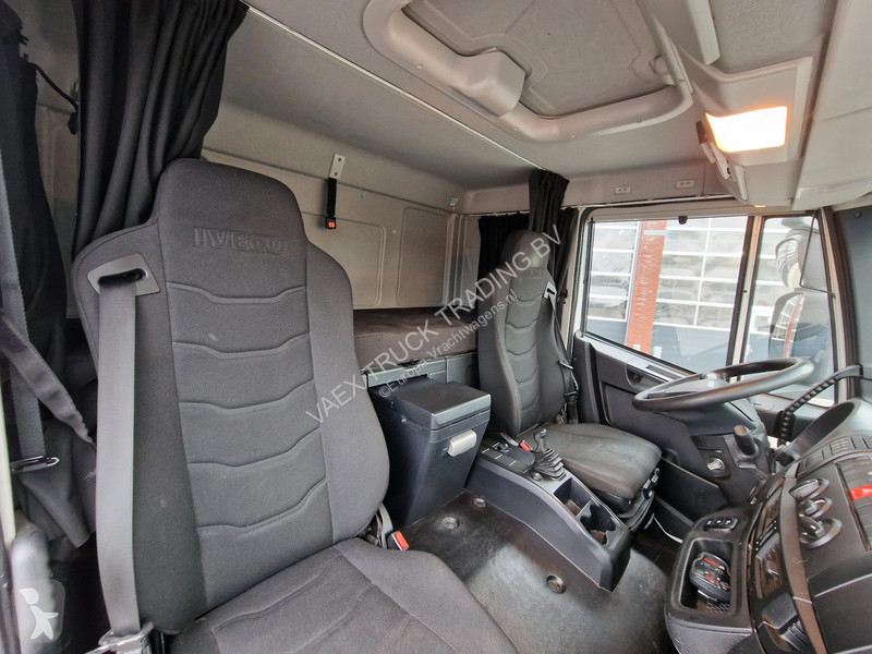 Teherautó Iveco 160.280 4x2 - Box with...
