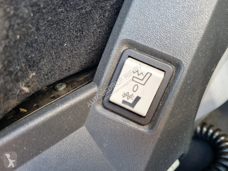 Camión Mercedes 1224 BLUETEC 5/ Koffer/ LBW/ Klima