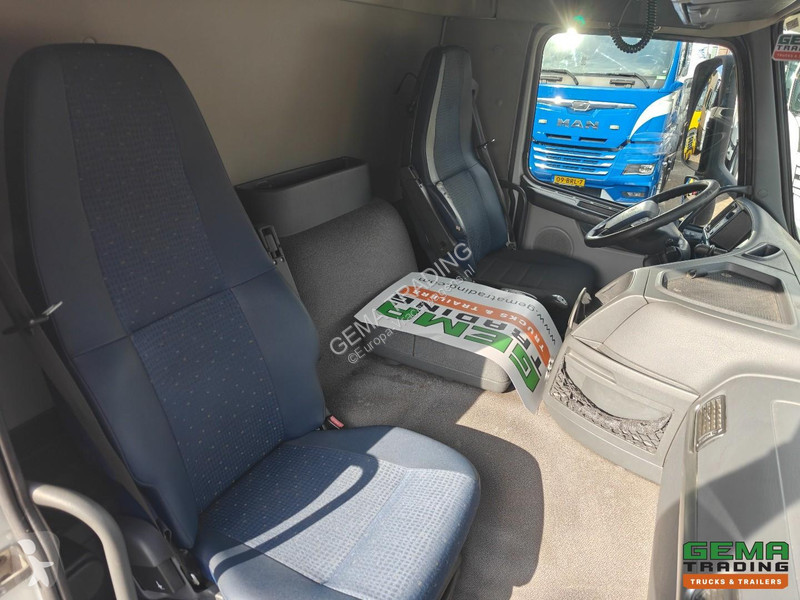 Camion Volvo 330 EEV 6X2 Day Cabin EEV - Roller...
