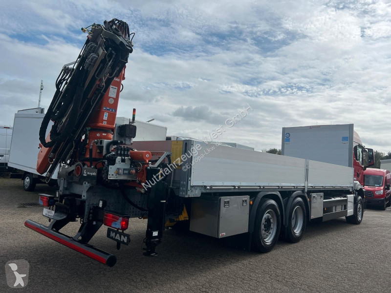 Camion MAN 26.470