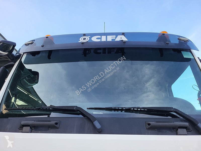 Camion MAN 41.460